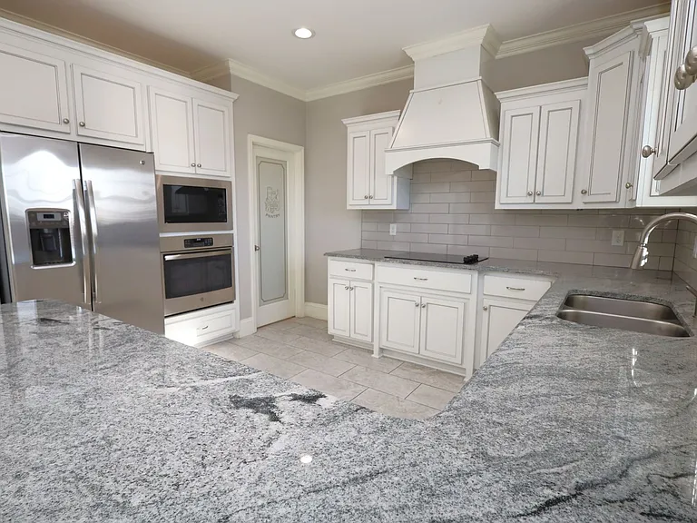 3964 Crusader Ct — Photo 9