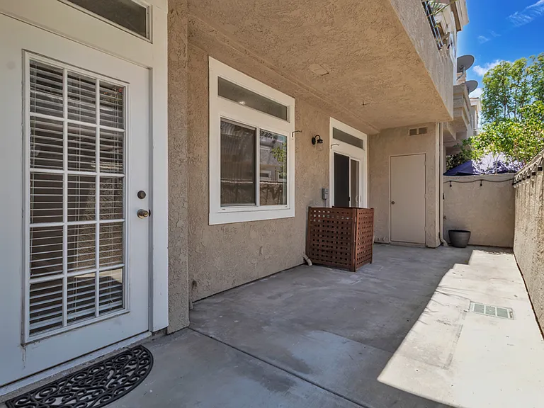 28191 Newport Way #J — Photo 28
