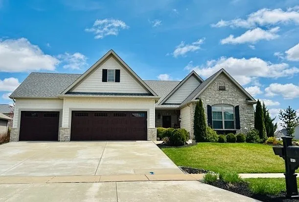 1612 Crabapple Ln photo 1
