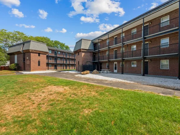 Cedar Glen, 99 Cedar St #D63, Norwich, CT 06360