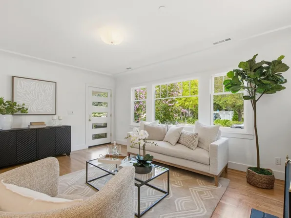 1541 Adams Street, St. Helena, CA 94574