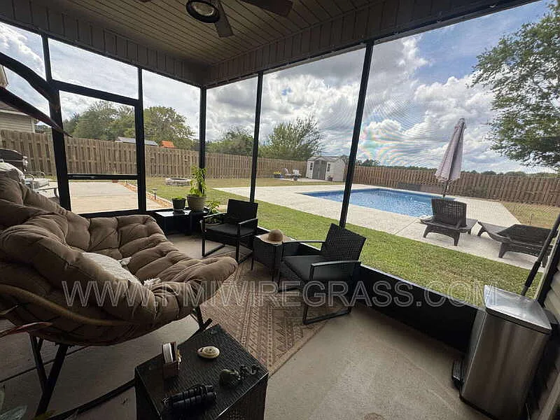 3 bed, 2.0 bath, 1709 sqft, $2,185 — Photo 4
