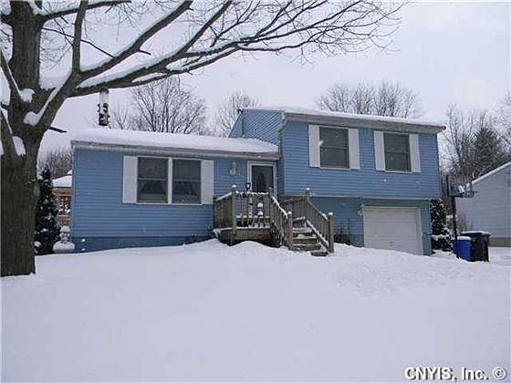 1st image of 7996 Pickett Ln