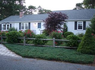 40 Santucket Rd, West Dennis, MA 02670