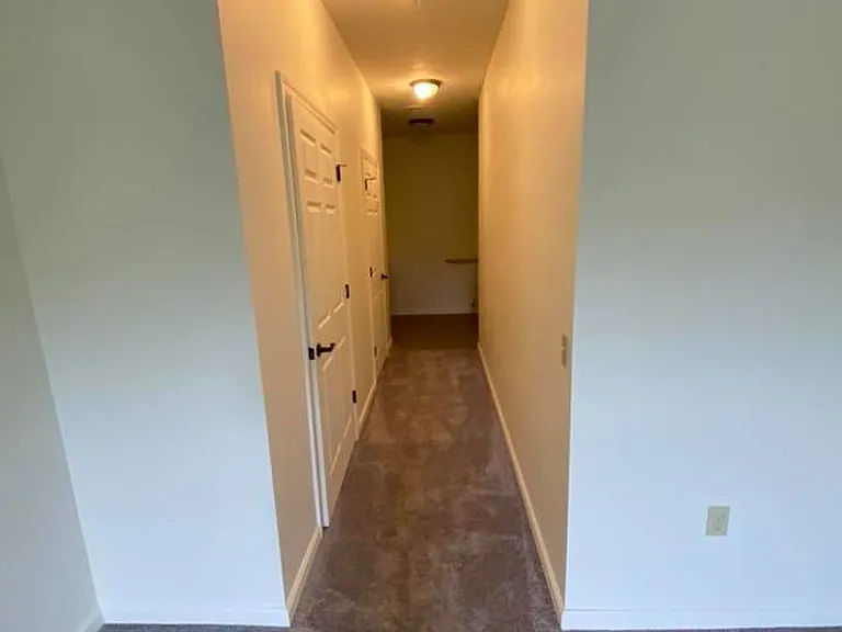 215 Kenlee Dr — Photo 8