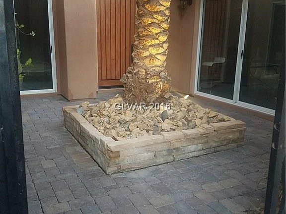4th image of 460 Punto Vallata Dr