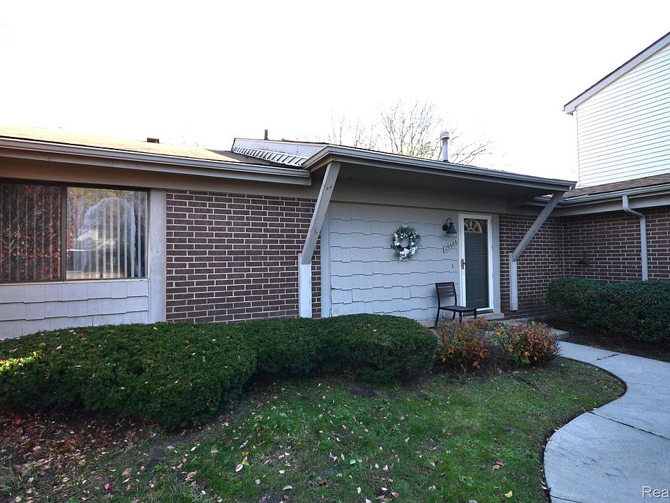 1st image of 29686 Farmbrook Villa Ct