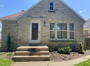 2860 N 77th St, Milwaukee, WI 53222