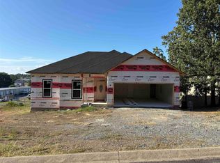 1950 Shadow Falls Dr, Conway, AR 72032