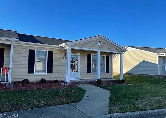 1st image of 689 Mystic Dr