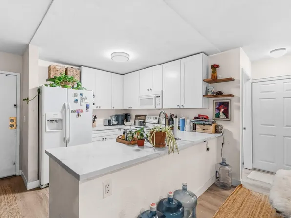 6255 Rancho Mission Rd Unit 110, San Diego, CA 92108