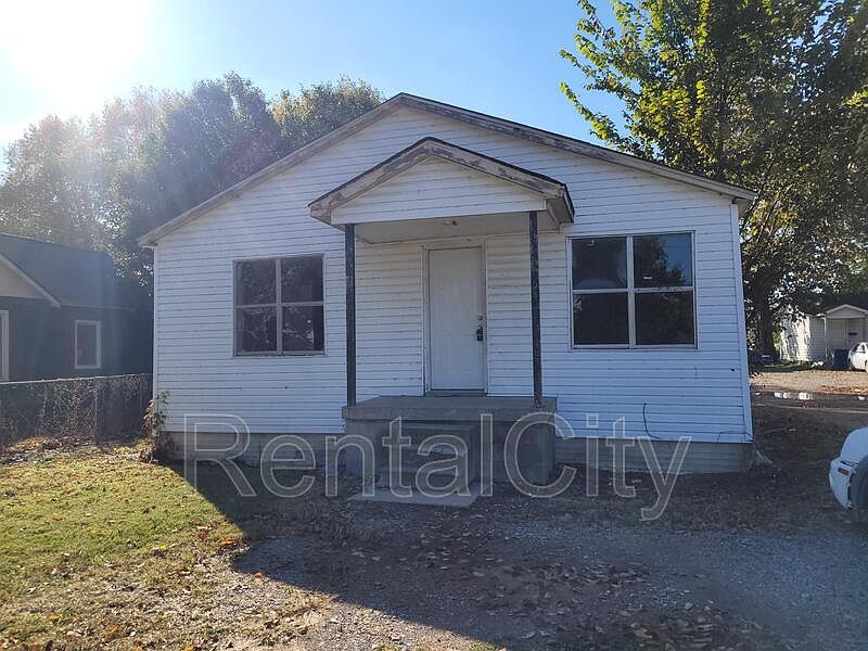 417 Elm St, Tiptonville, TN 38079 Zillow