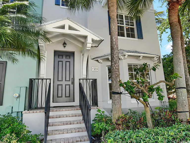 503 N Mallory Cir — Photo 32