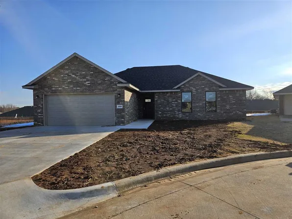 2319 Blackhawk Dr, Stillwater, OK 74074