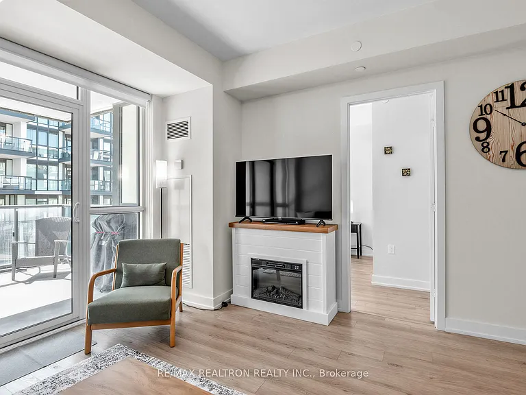 375 Sea Ray Ave #233 — Photo 7