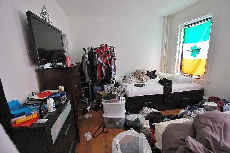 3 bed, 500 sqft, $5,350 — Photo 2