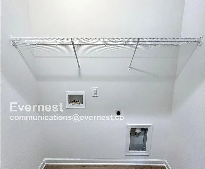 406 Killian Ave — Photo 10