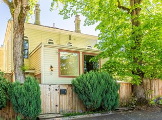 227 NW 18th Ave, Portland, OR 97209