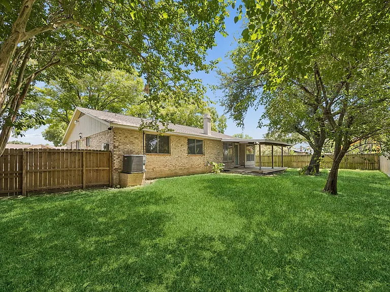 11503 Gnarlwood Dr — Photo 14
