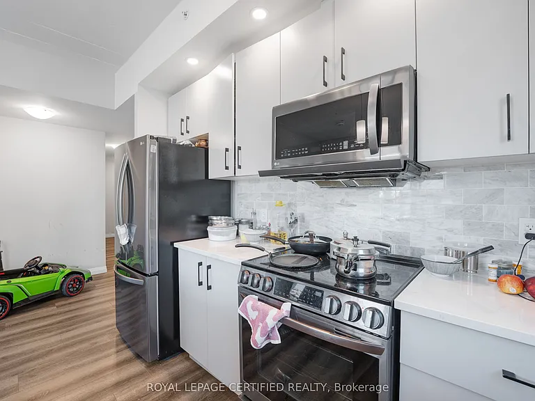108 Garment St #1502 — Photo 13