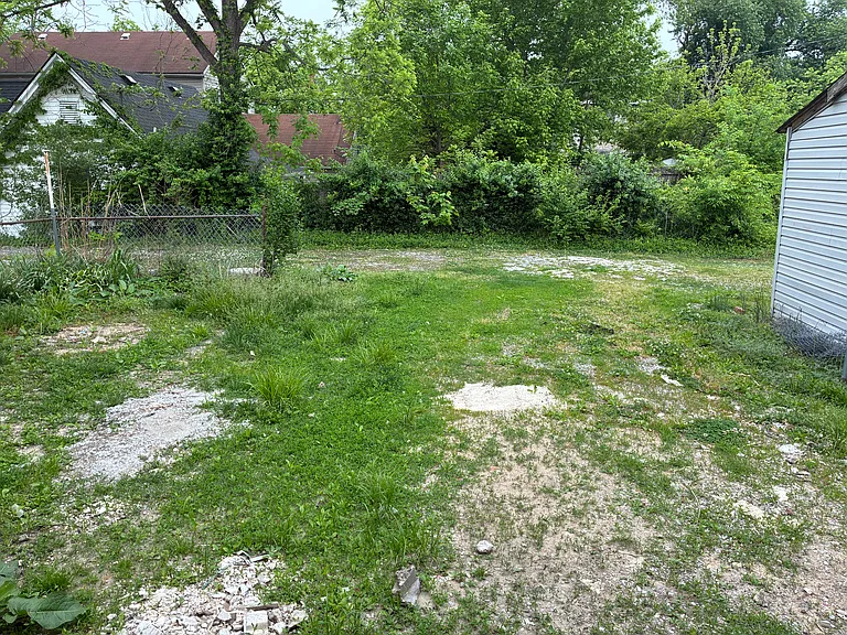 914 W Main St #2 — Photo 16