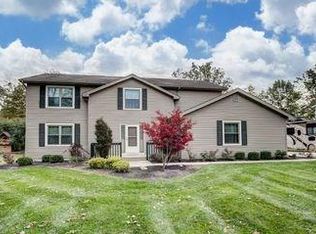 1529 Bunker Dr, Lima, OH 45805