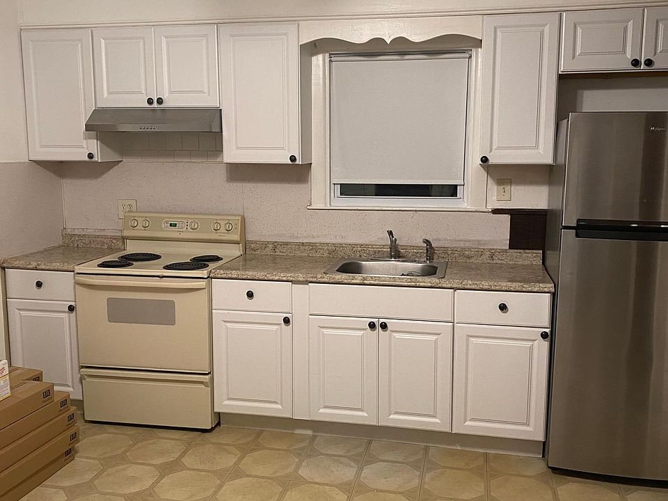 1st image of 3 Highland Park #1