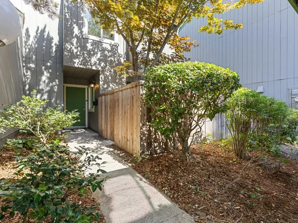 5245 Lake Knoll Ln, Fair Oaks, CA 95628