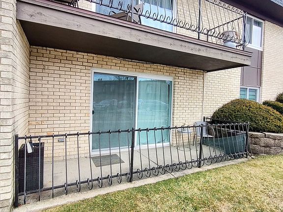2nd image of 11127 S 84th Ave APT 1B