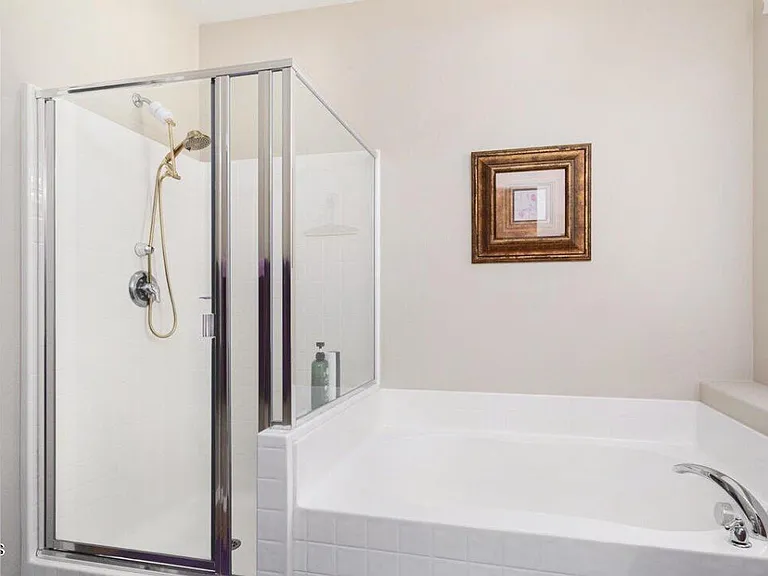 5412 W Fetlock Trl — Photo 17