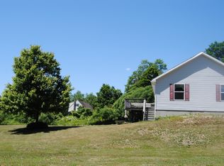 294 Hubbardston Rd, Barre, MA 01005