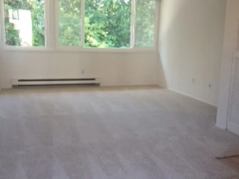 Willowbrook Apartments — Photo 2