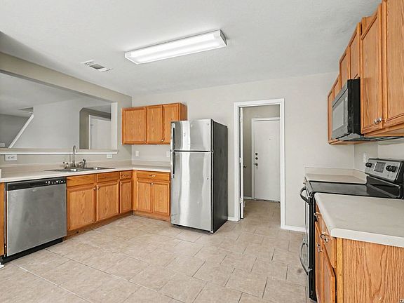 5th image of 649 SAN AUGUSTINE BLVD