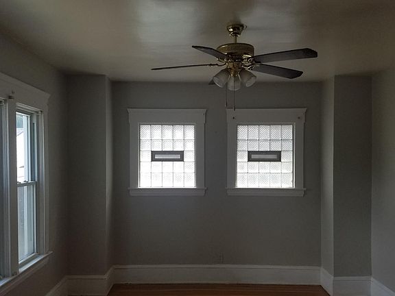 5th image of 11508 Ashbury Ave