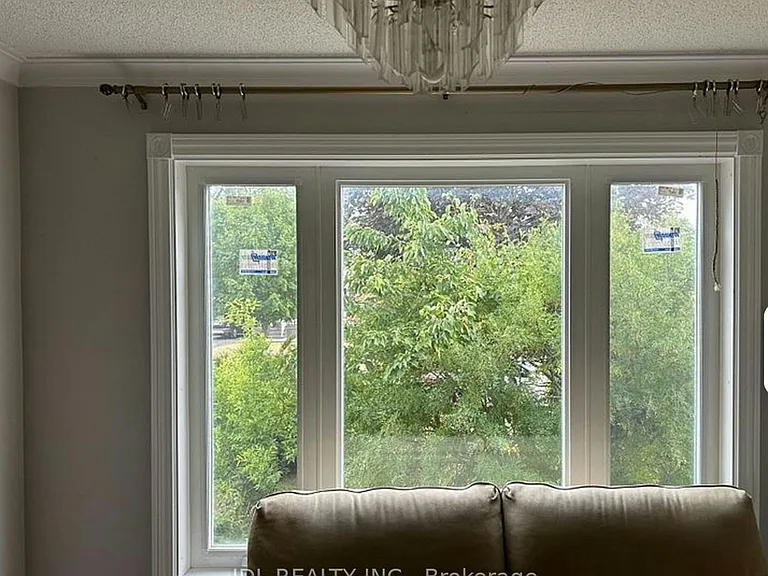 8 Highwood Ave — Photo 3