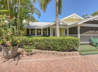 1845 Bougainvillea St, Sarasota, FL 34239