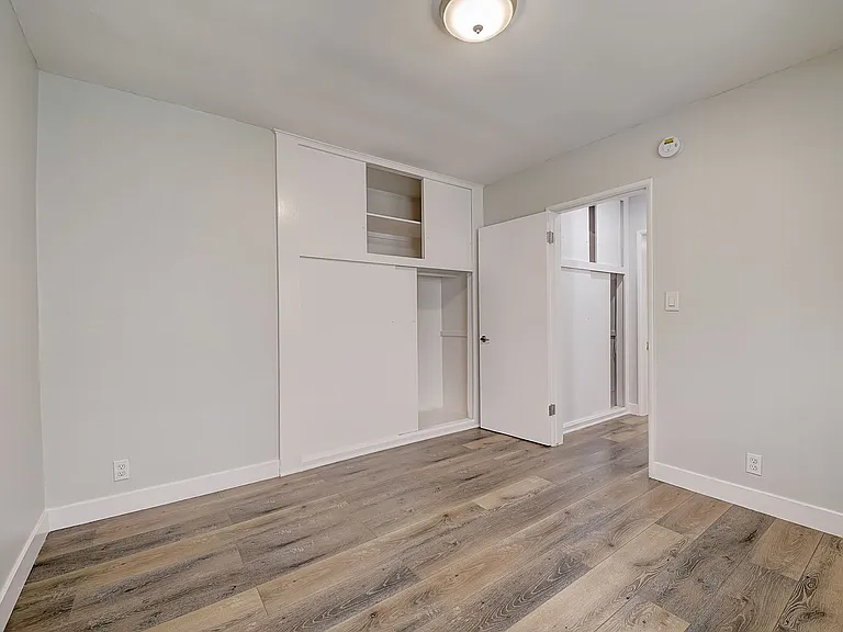 7044 Lanewood Ave — Photo 29