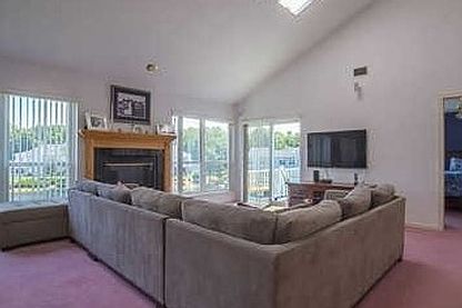 5th image of 15 Lakeview Dr #4