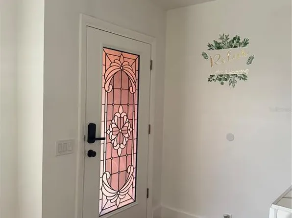 112 Lagoon Rd, Winter Haven, FL 33884