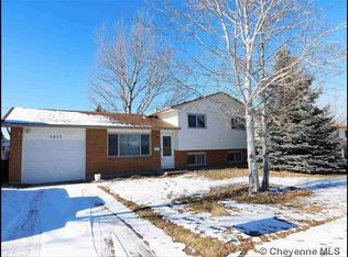 5034 Windmill Rd, Cheyenne, WY 82009