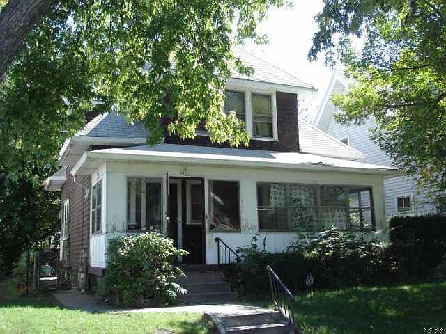 1st image of 3305 N Graceland Ave