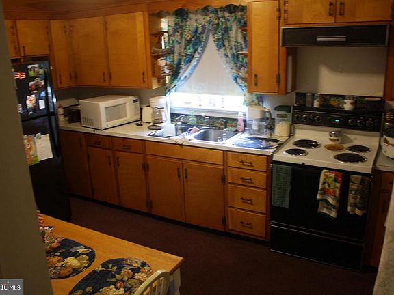 3rd image of 17322 Diane Dr