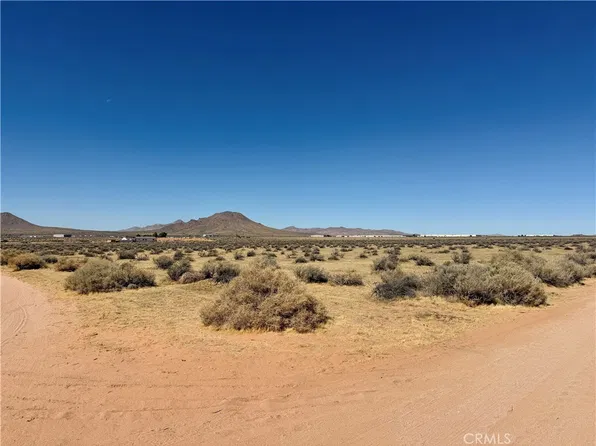 0 Tonikan Rd, Apple Valley, CA 92307