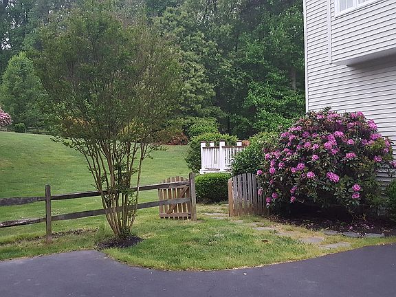 5th image of 5082 Hazel Ferguson Dr