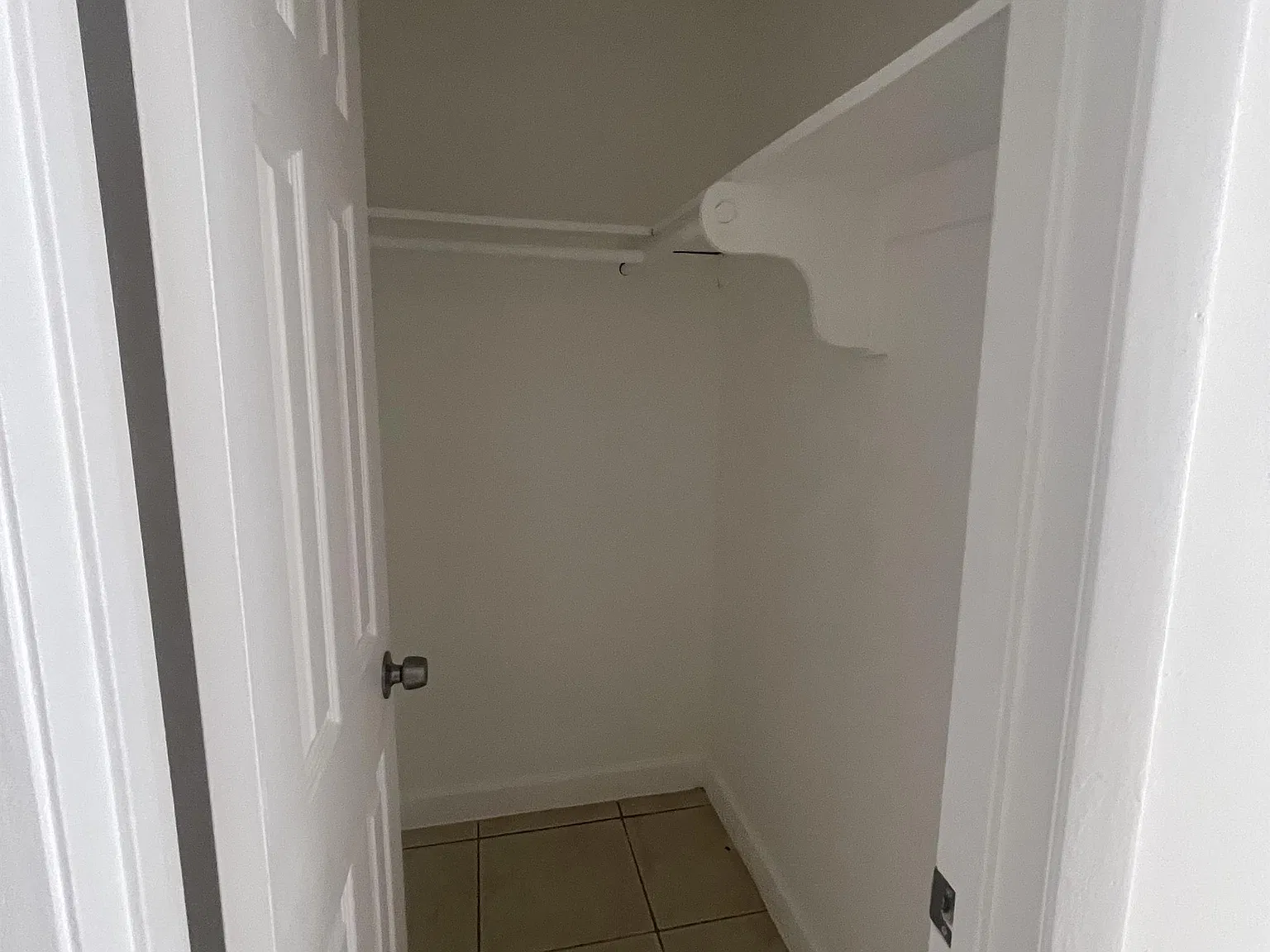 2847 Jackson St — Photo 4