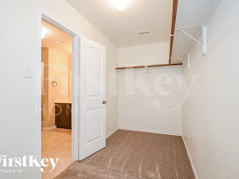 961 Corbitt Ln — Photo 12