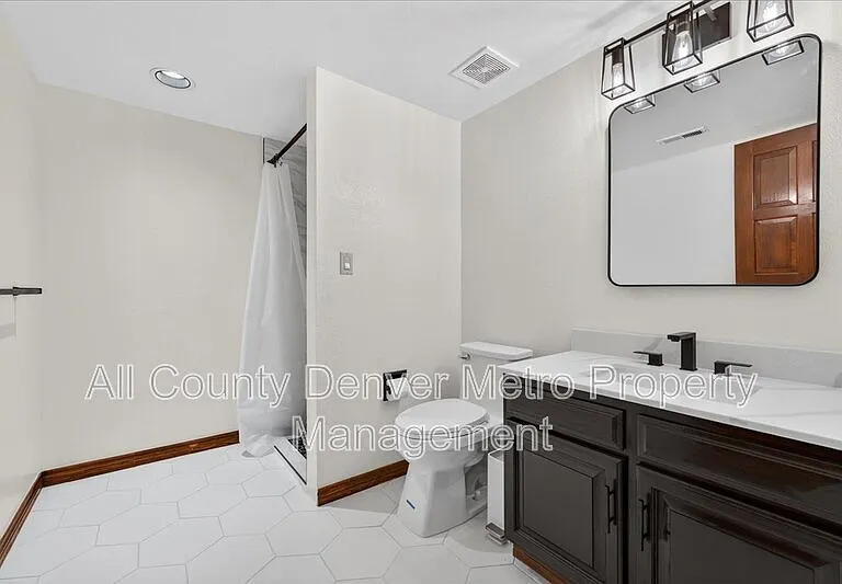 10193 Meade Ct — Photo 21