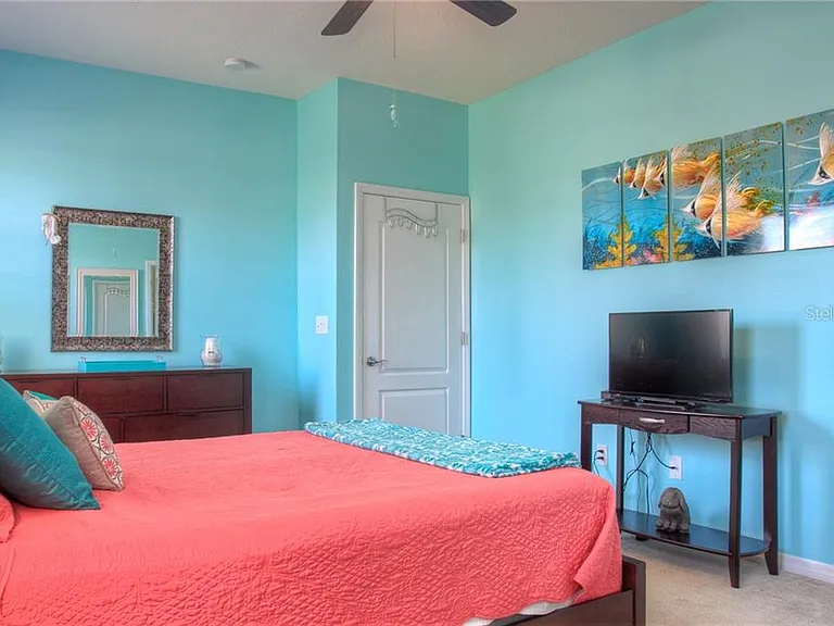 8525 Karpeal Dr — Photo 15