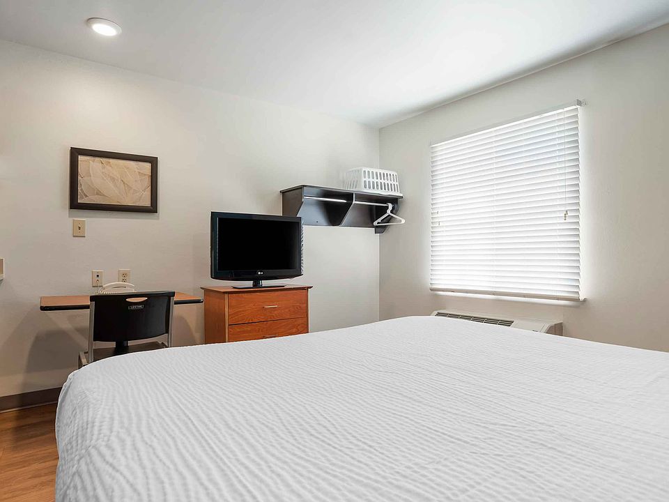 Studio Suite - 1 Queen Bed