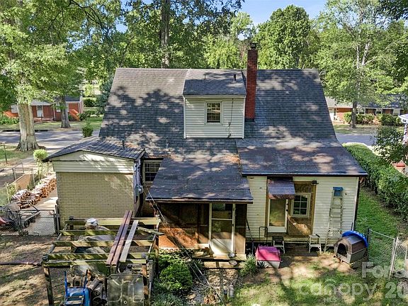 4th image of 314 Fannie Cir